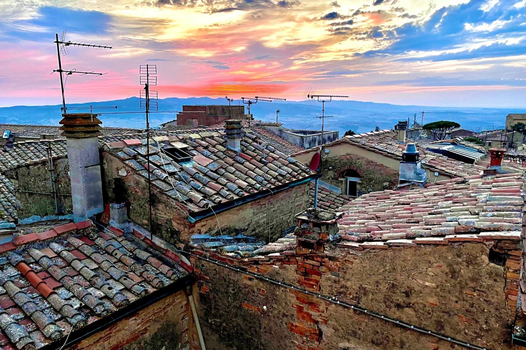 Volterra Suite With Rooftop Panoramic View
